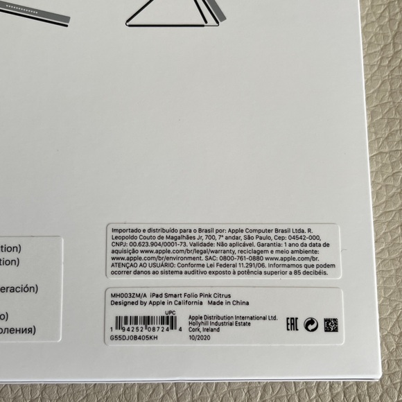 NWB - Apple Smart Folio for iPad Pro 11 inch - Picture 4 of 9